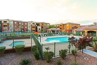 Arbor Pointe in Las Vegas, NV - Building Photo - Building Photo