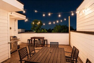 970 Youngs Ln in Nashville, TN - Building Photo - Building Photo