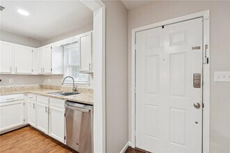 2926 Webb Bridge Rd in Alpharetta, GA - Building Photo - Building Photo