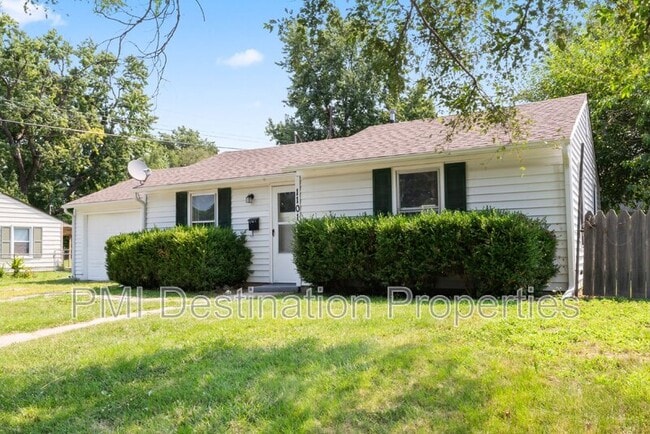 property at 1101 S 50th Terrace