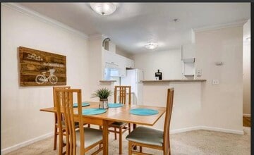 33020 10th Ave SW, Unit Y101 in Federal Way, WA - Building Photo - Building Photo