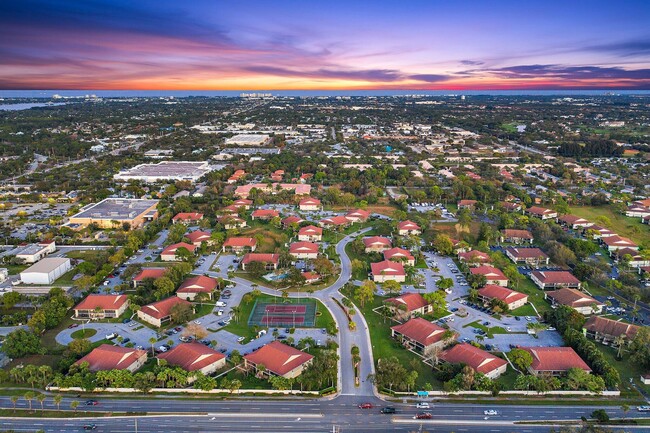 6532 Chasewood Dr in Jupiter, FL - Building Photo - Building Photo
