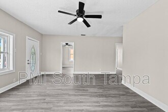 2135 W St Louis St in Tampa, FL - Building Photo - Building Photo