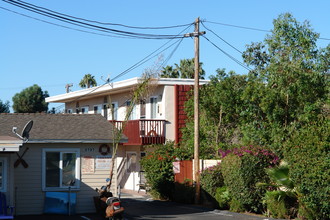 Sea Side Landing in Carlsbad, CA - Building Photo - Building Photo