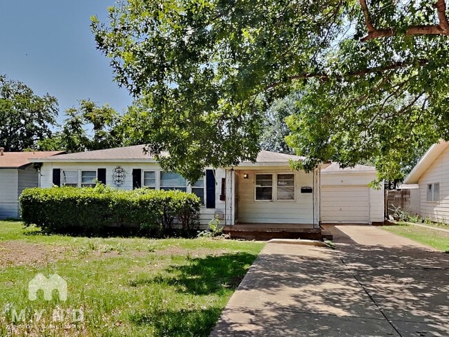 property at 3507 32nd St