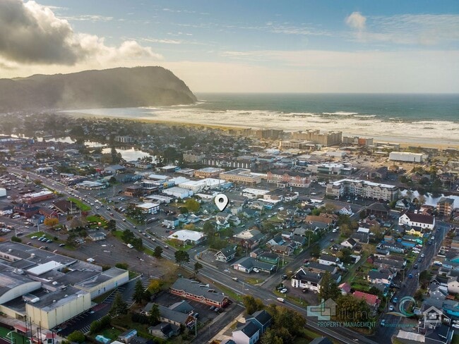 849 1st Ave in Seaside, OR - Building Photo - Building Photo