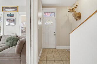 146 W Seaview Ave in Norfolk, VA - Building Photo - Building Photo