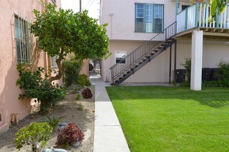 1972-1978 Cedar Ave in Long Beach, CA - Building Photo - Building Photo