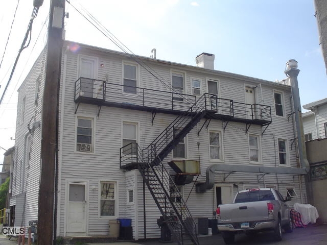 86-90 S Main St in Norwalk, CT - Building Photo - Building Photo