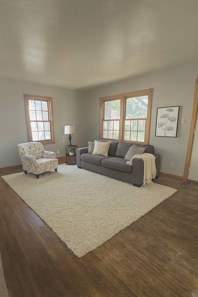 property at 836 Knoll Ave