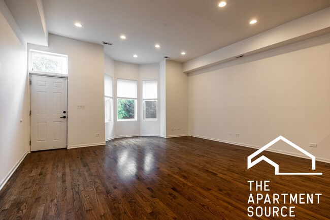 property at 2112 N Campbell Ave