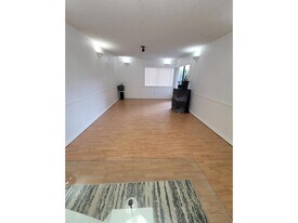 10221-1133A 133a St in Surrey, BC - Building Photo