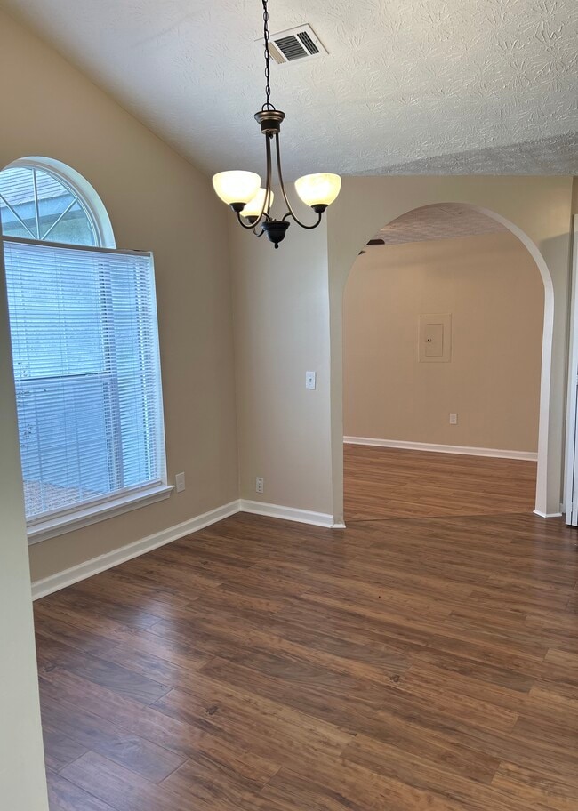 8047 Fieldstream Way in Douglasville, GA - Building Photo - Building Photo