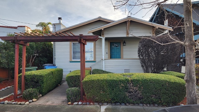 1128 Carleton St in Berkeley, CA - Building Photo