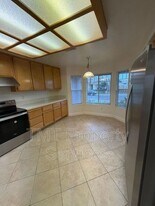 9119 Willowberry Way in Elk Grove, CA - Building Photo