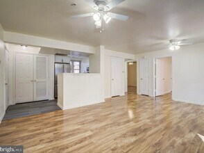 345 Oakdale Pl NW in Washington, DC - Foto de edificio - Building Photo