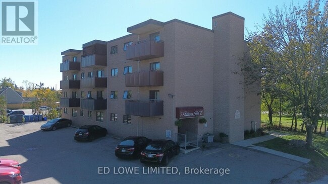 property at 7 Fittons Rd E