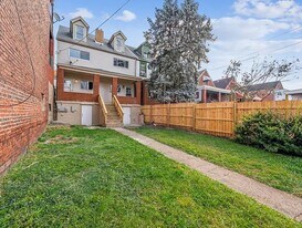 815 Monongahela Ave in Glassport, PA - Building Photo