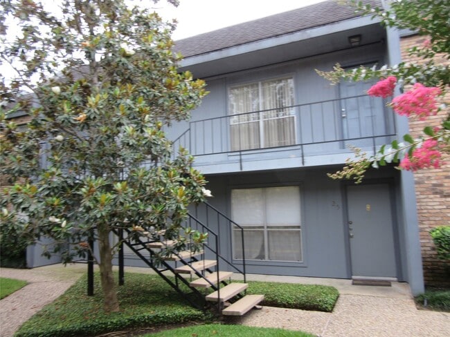 property at 6202 Skyline Dr