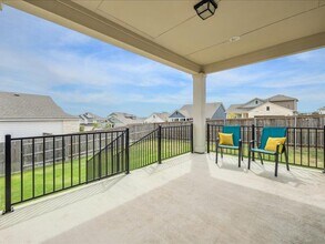 100 Peach Flt Ct in Liberty Hill, TX - Building Photo - Building Photo