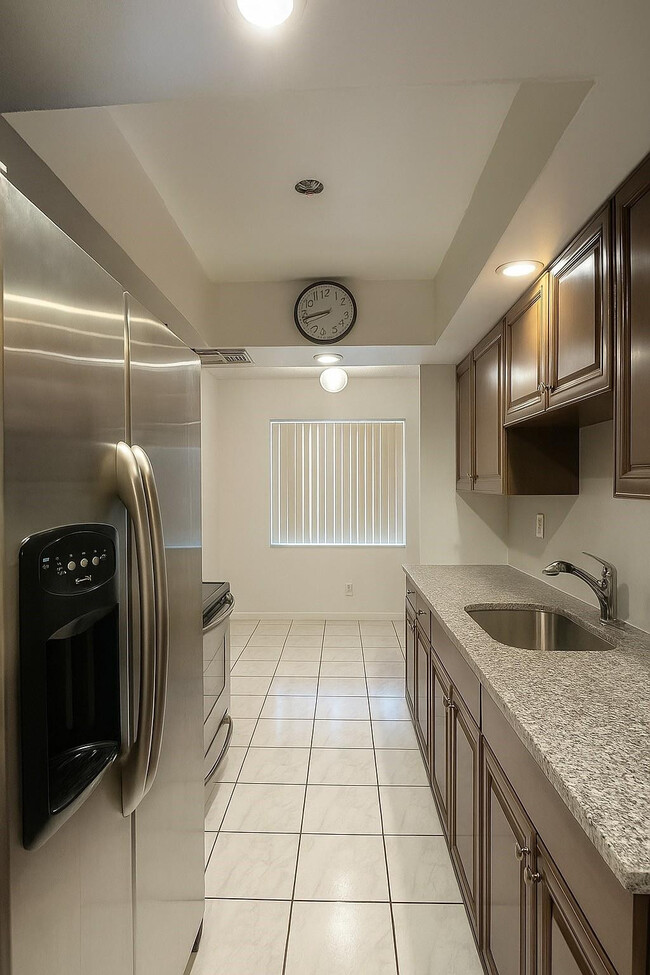 3361 NW 47th Terrace in Lauderdale Lakes, FL - Building Photo - Building Photo