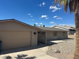 219 Jade Ln in Lake Havasu City, AZ - Building Photo