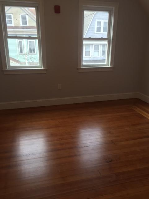 74 Weld Hill St, Unit 2 in Boston, MA - Building Photo - Building Photo