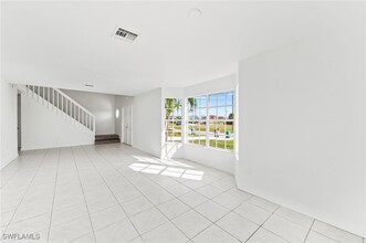 20 SW 21st Ave in Cape Coral, FL - Foto de edificio - Building Photo