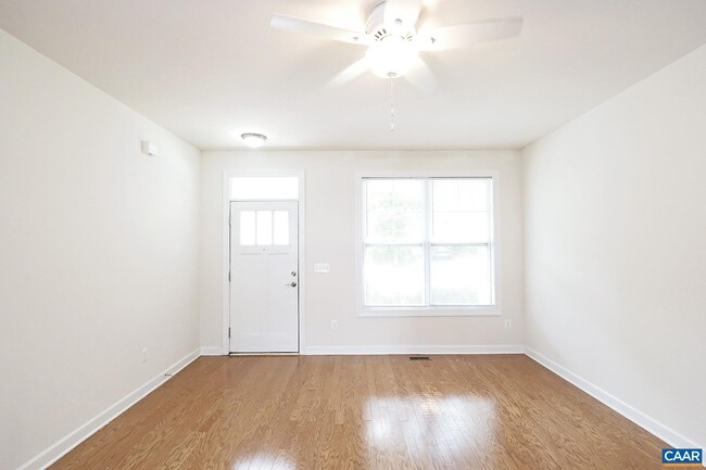 2135 Saranac Ct in Charlottesville, VA - Building Photo - Building Photo