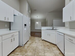 415 Carriage Crossing Cir in Brandon, FL - Building Photo - Building Photo