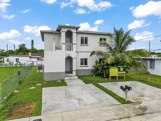 property at 1514 NW 5th Ave