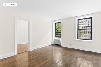 336 E 30th St in New York, NY - Building Photo - Building Photo