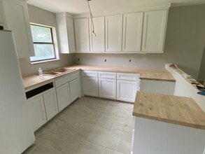 7403 Pleasant Rdg Rd in Frankston, TX - Building Photo - Building Photo