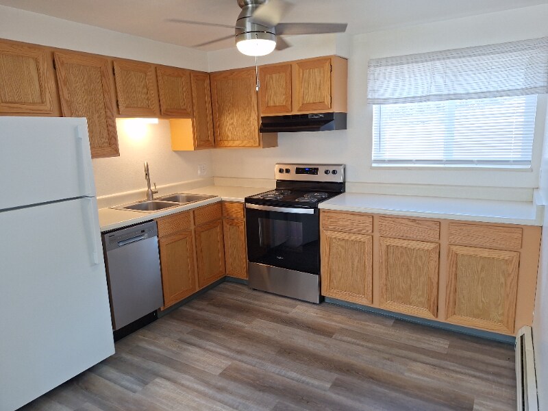 1072 Westmoreland Rd in Colorado Springs, CO - Building Photo