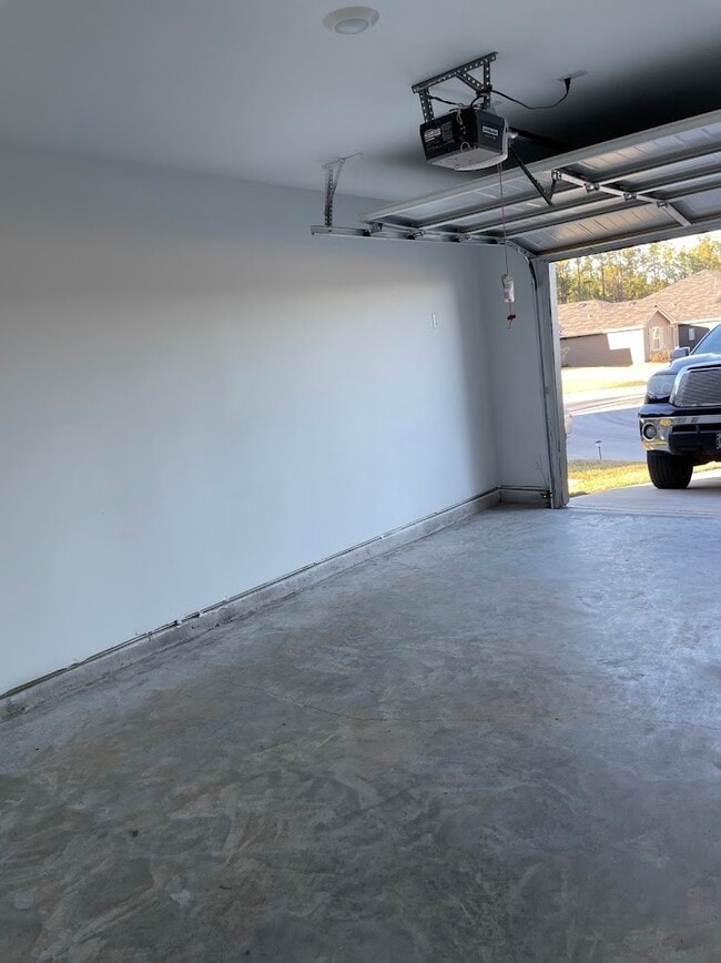 13111 McCrorey Trails Drive in Conroe, TX - Foto de edificio - Building Photo