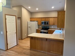 5608 125th St SE in Snohomish, WA - Building Photo - Building Photo