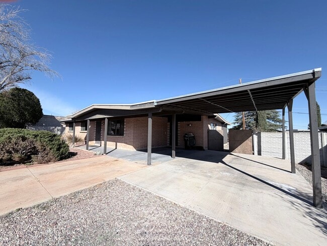3049 Meadowlark Dr in Sierra Vista, AZ - Building Photo - Building Photo
