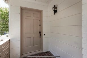 911 Myrtle St in San Jose, CA - Building Photo