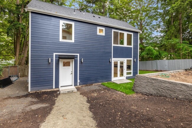 14337 22nd Ave NE in Seattle, WA - Building Photo - Building Photo