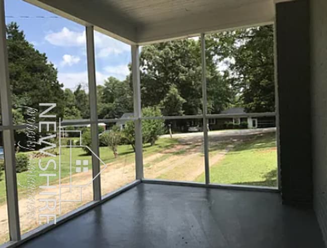 11 Ridgeway Dr in Greenville, SC - Building Photo - Building Photo