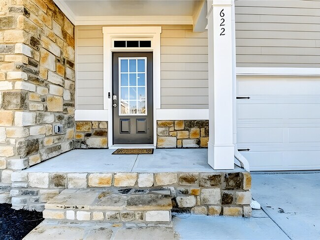 622 Brookfield Dr in Braselton, GA - Building Photo - Building Photo