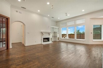 4501 Redwood Ct in Irving, TX - Building Photo - Building Photo