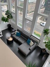 1979 Massachusetts Ave, Unit PH in Cambridge, MA - Foto de edificio - Building Photo