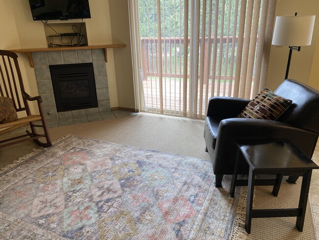 507 Fall River Ln, Unit C in Estes Park, CO - Building Photo - Building Photo