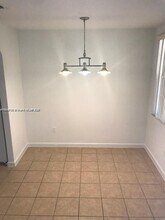 1650 NE 33rd Ave in Homestead, FL - Foto de edificio - Building Photo