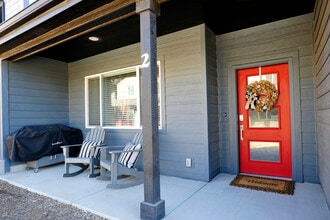 3014 Barnstormer St, Unit 2 in Fort Collins, CO - Foto de edificio - Building Photo