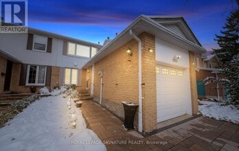 1033 Raintree Ln in Mississauga, ON - Building Photo - Building Photo