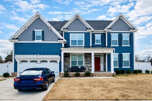 1300 Parkdale St in Chesapeake, VA - Building Photo