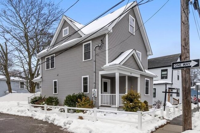 22 Myrtle St in Watertown, MA - Building Photo - Building Photo