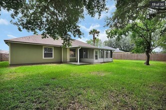 3272 Fox Squirrel Dr in Orange Park, FL - Foto de edificio - Building Photo